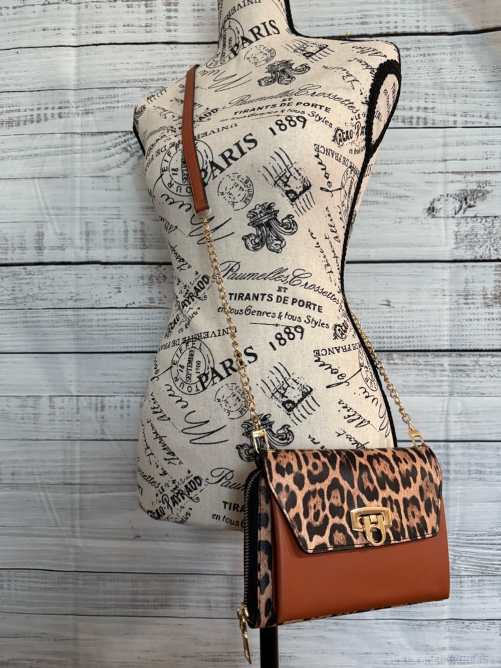 Leopard Print Clutch/Crossbody in Brown from Pulse Boutique NWOT